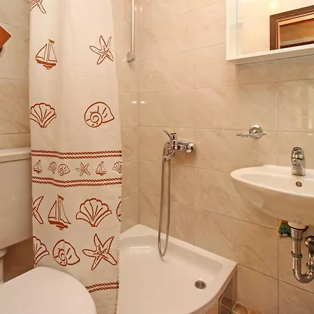Apartamento With A Parking Space Baska, Krk - 22612 Baška