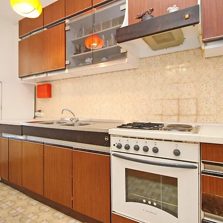 With A Parking Space Baska, Krk - 22612 Apartamento